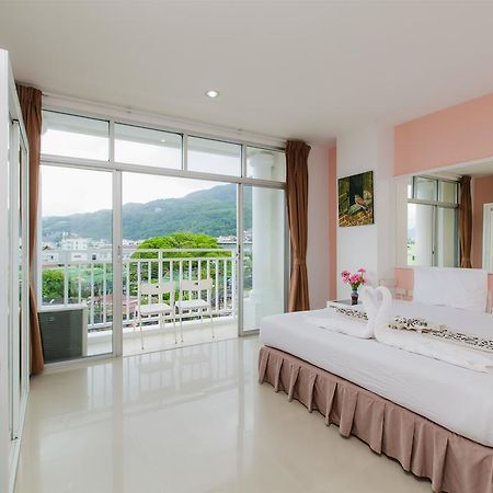 Lords Palace Patong Room photo